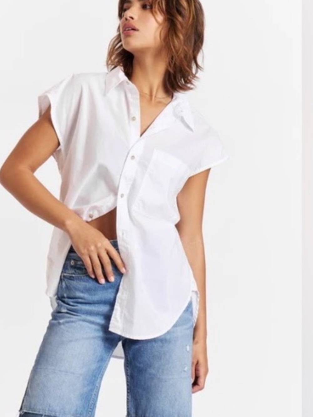 AMO Ruth Sleeveless Button Up Shirt in White Pima Cotton Size Medium